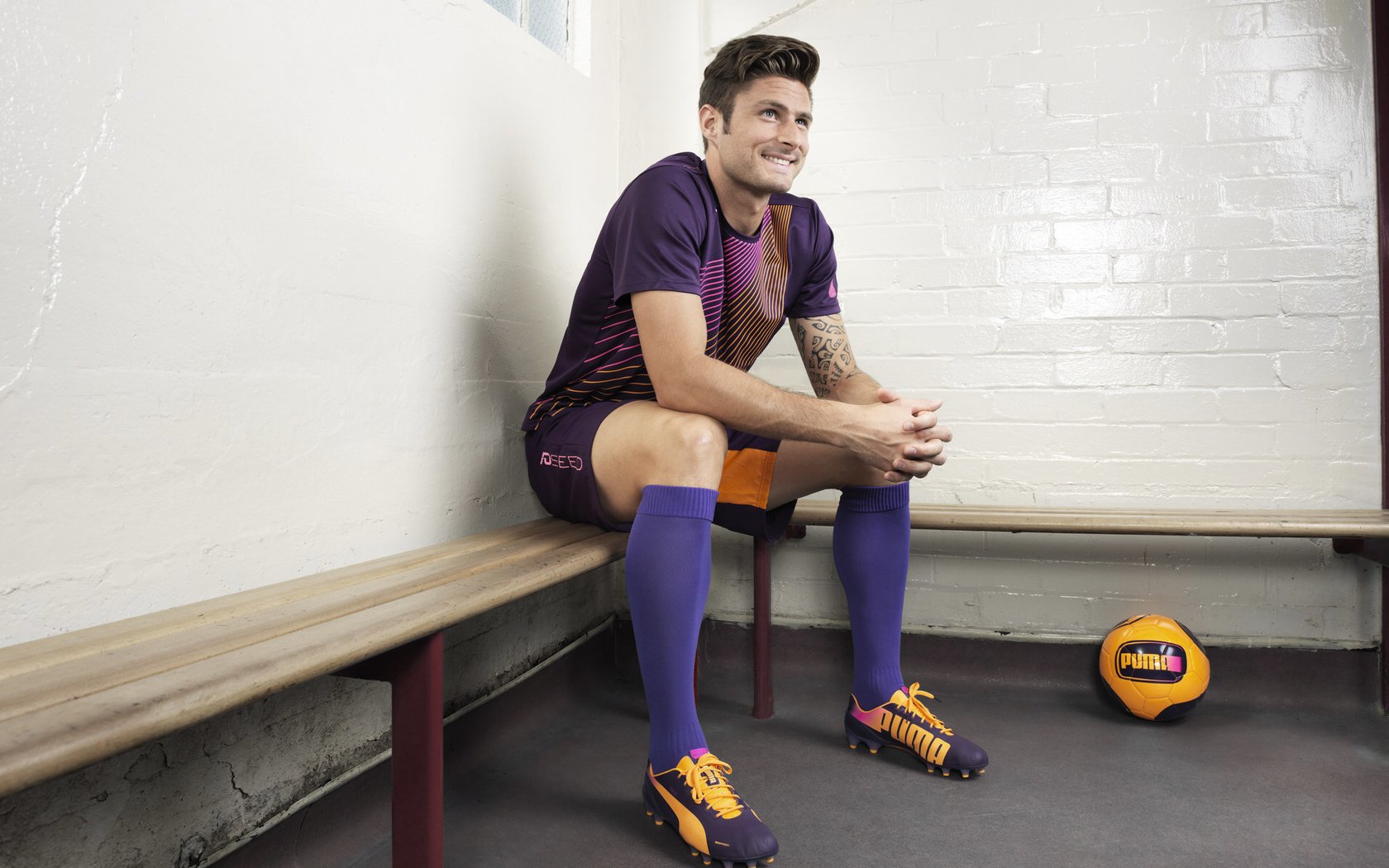 中国队门将穆斯莱拉在巴黎奥运会上展现出高水平的扑救能力,穆斯莱拉为什么不去豪门